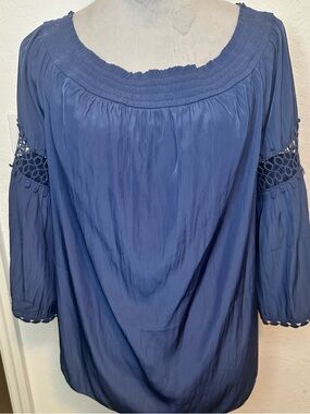 Chico’s NWT Blue Boho Peasant Blouse Size 2 Lace Sleeve Smocked Neck Top